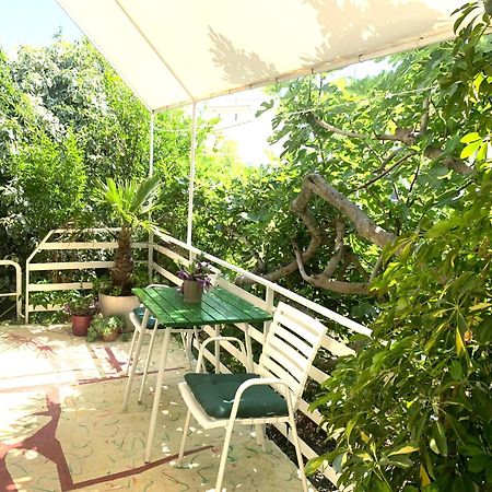 פודגורה Apartments Garden House מראה חיצוני תמונה