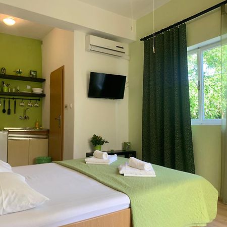 פודגורה Apartments Garden House מראה חיצוני תמונה