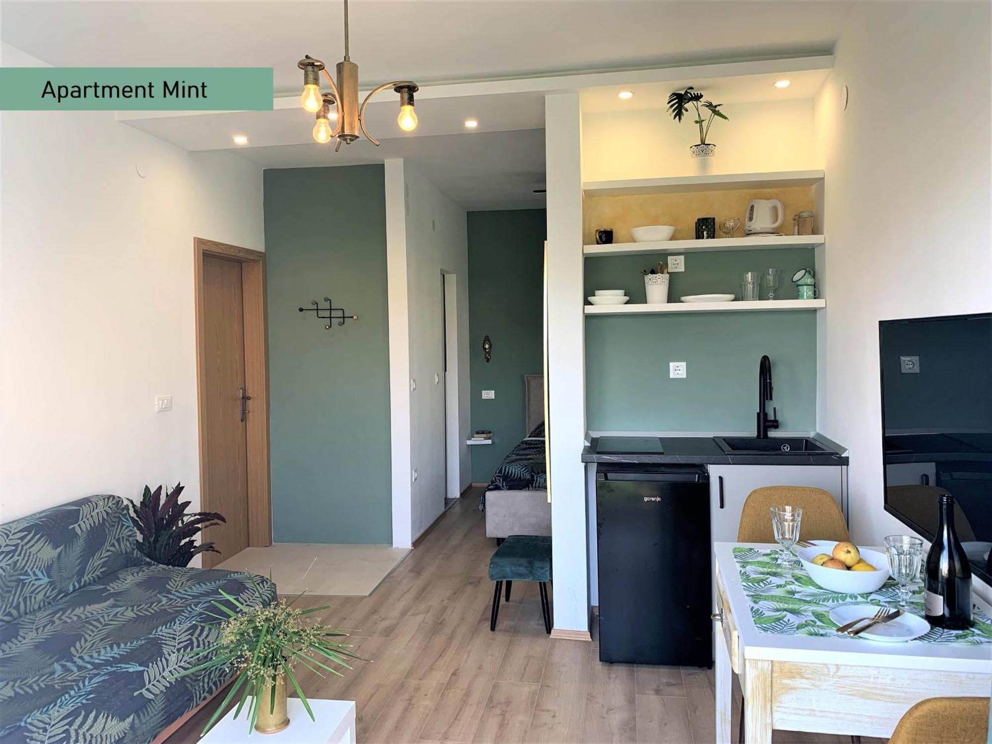 פודגורה Apartments Garden House מראה חיצוני תמונה